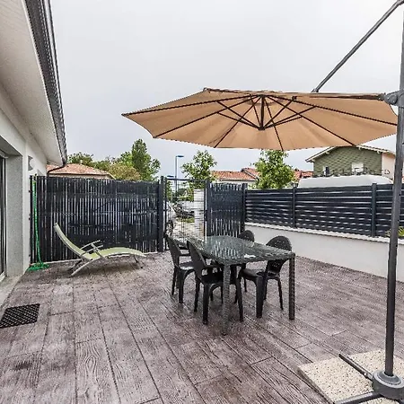 Maison Neuve Climatisee * 온드라스